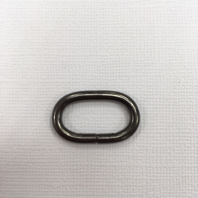 картинка Кольцо овальное 20*10мм(3,15 мм) никель от магазина МиТекс на Пушкина 97