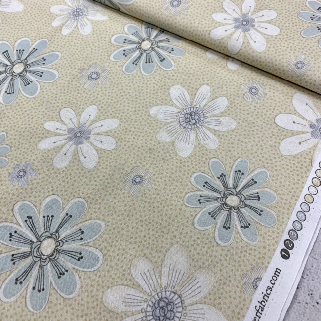 картинка Ткань для пэчворка Peppy Misty Large Floral 4150 110см 100% хлопок 23575 Bel1 от магазина МиТекс на Пушкина 97