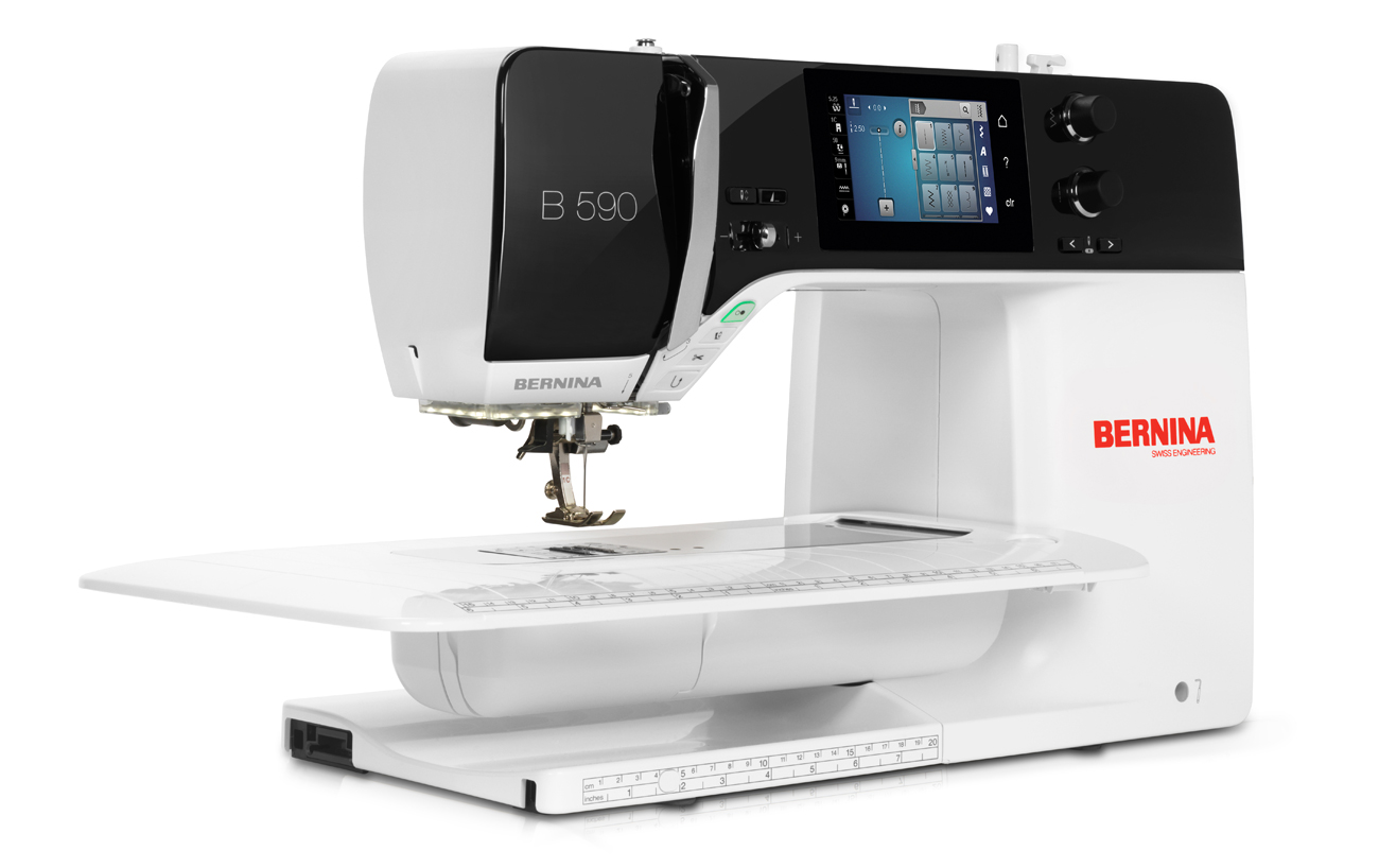 картинка Швейная машина Bernina 590 от магазина МиТекс на Пушкина 97