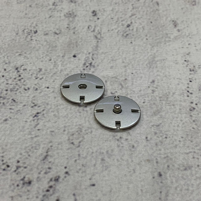 картинка Кнопка KN13 M.Silver металл 21 mm от магазина МиТекс на Пушкина 97