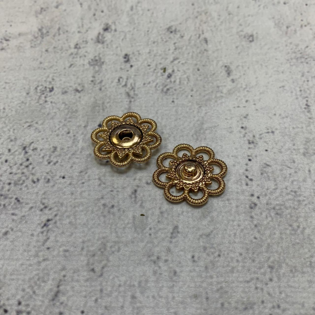 картинка Кнопка KN18 Gold 27 mm металл от магазина МиТекс на Пушкина 97